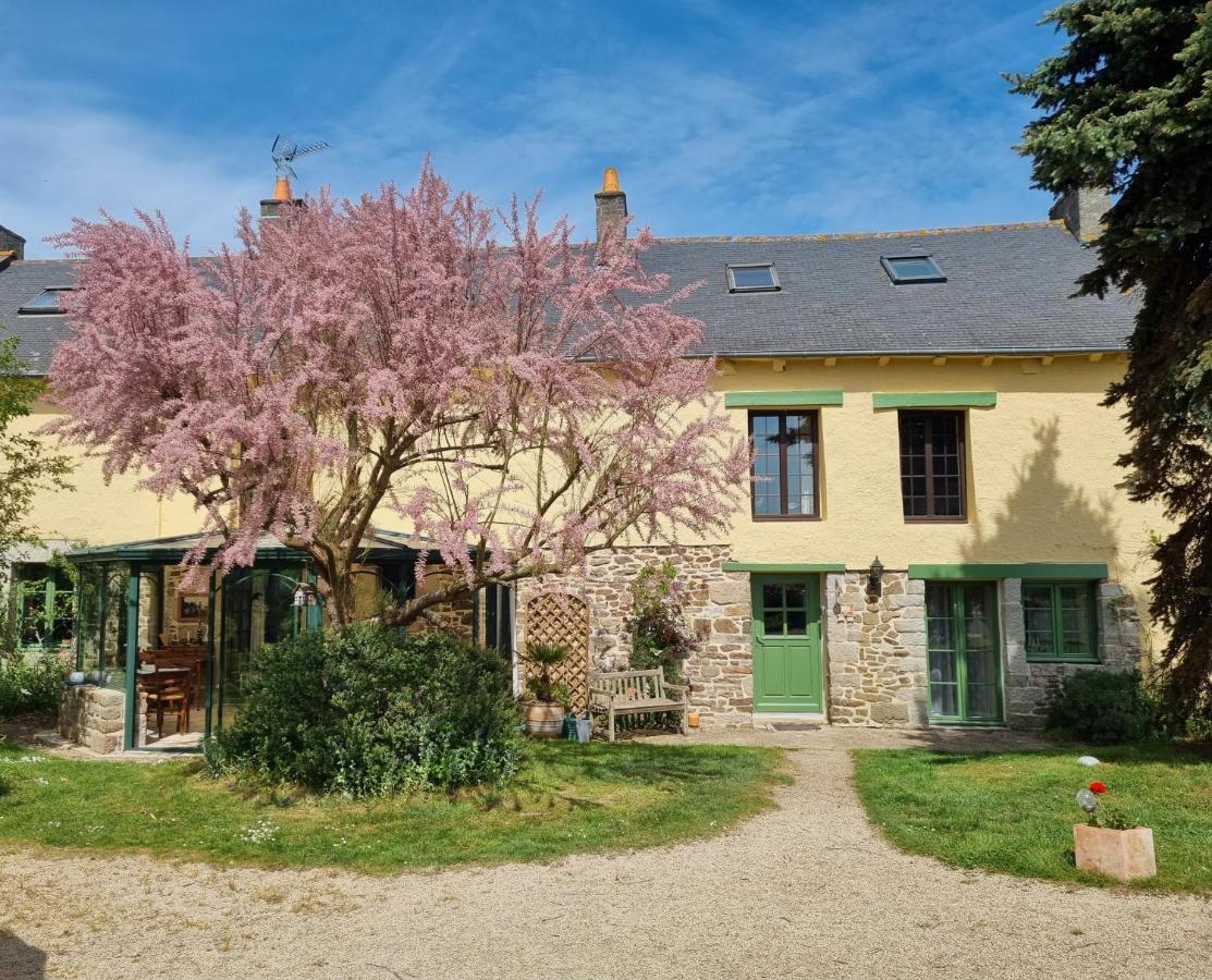 Yvignac-la-Tour Les Berges De La Planchette Bed & Breakfast エクステリア 写真