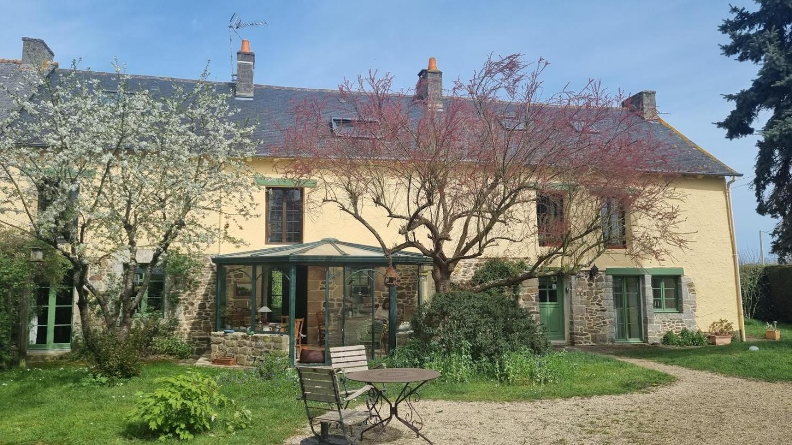 Yvignac-la-Tour Les Berges De La Planchette Bed & Breakfast エクステリア 写真